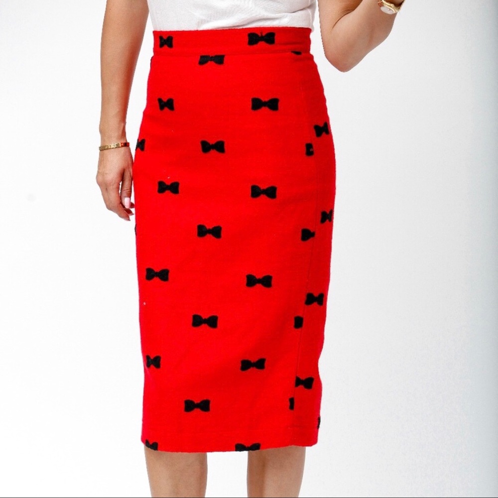 🔥🔥 Red With Black Bow Pencil Skirt ❤️